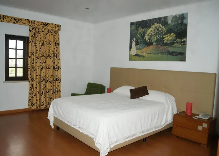 Rural A Coutada - Peniche 호텔 3*