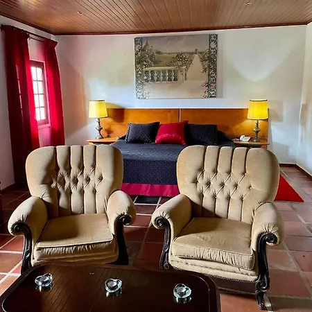 Rural A Coutada - Peniche Отель Атогиа-да-Балейя