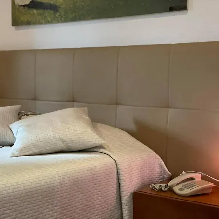 ホテル Rural A Coutada - Peniche 3*