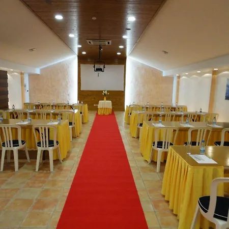 Отель Rural A Coutada - Peniche Атогиа-да-Балейя