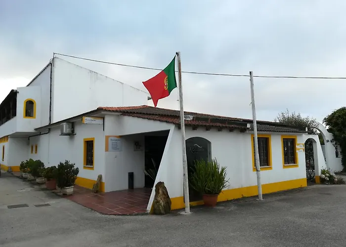 Rural A Coutada - Peniche 호텔 아토우기아다발레이아